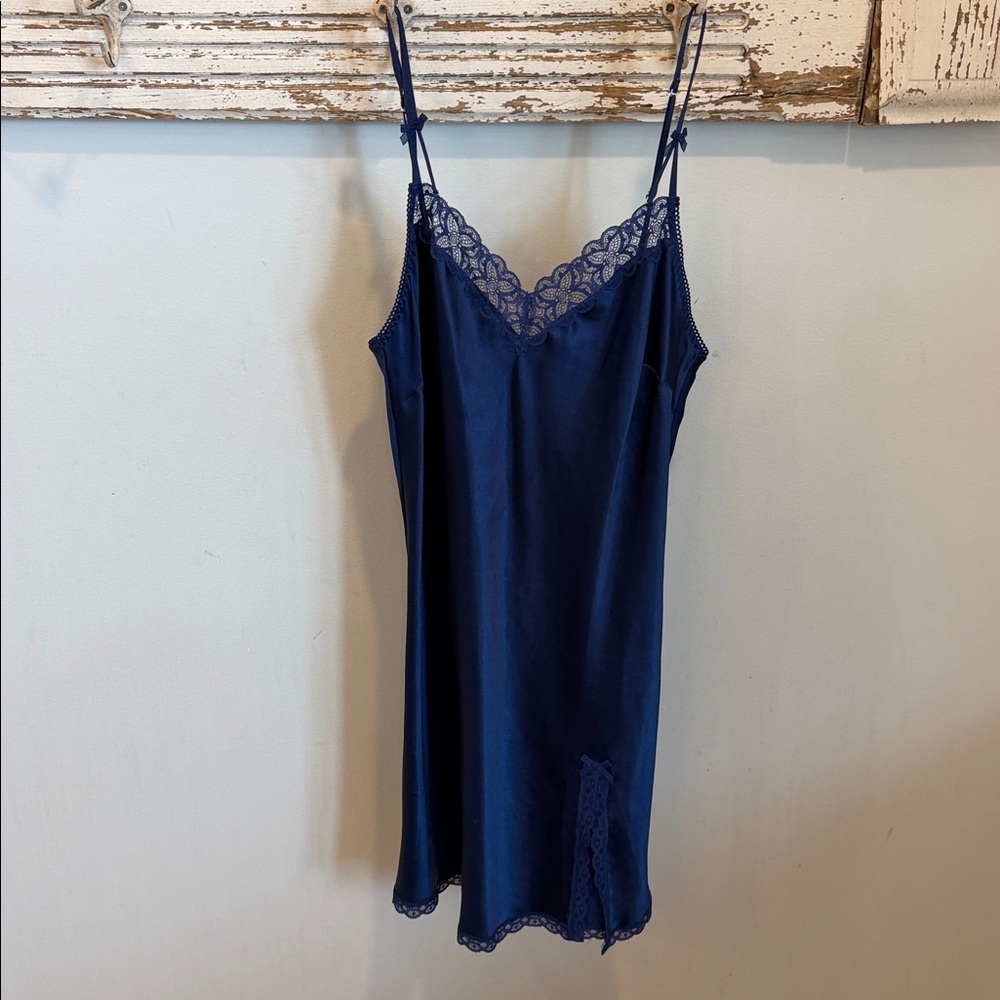 Victoriaโs Secretโ Lace Trim Slip Dress Size Medium
